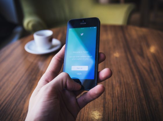 5 Ways to Make Your Business Twitter Profile Stand Out