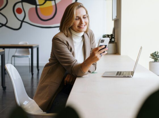 Corporate Bylaws vs Operating Agreement: What's the Difference? 